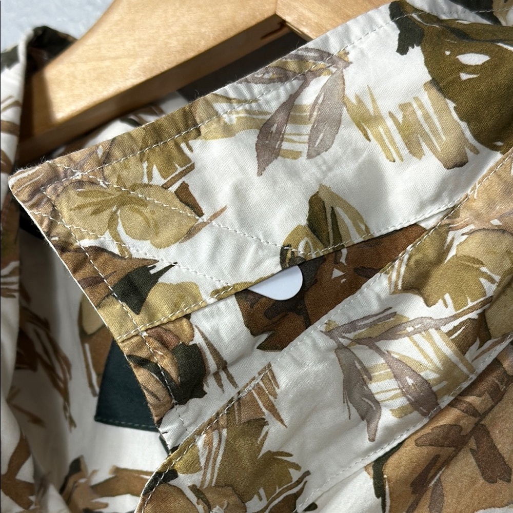 Rodd & Gunn Men's Floral Shirt - Picture 4 of 8
